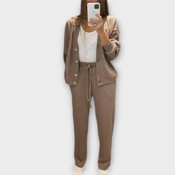 Hedviga - Conjunto de abrigo y pantalones de punto