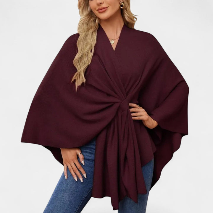 Daniela – Poncho elegante con nudo