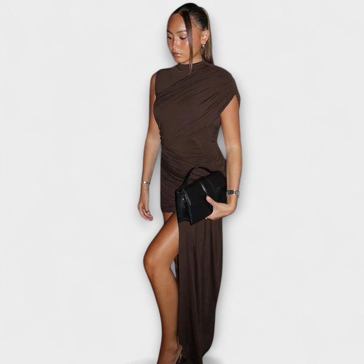 Lila - Vestido ajustado y estiloso con escote redondo y fruncidos