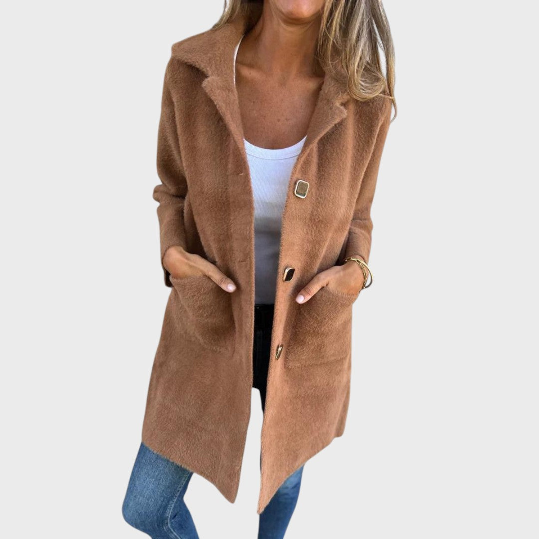 Karolína | Chaqueta elegante y estilosa