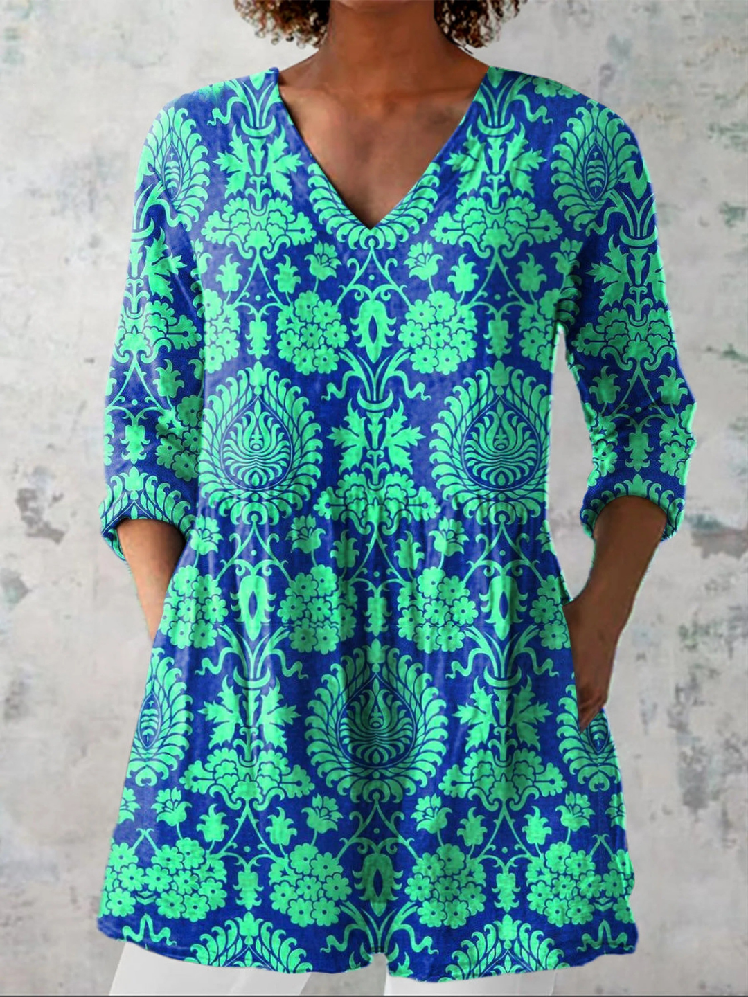 Ines | Blusa Larga con Escote en V €49,95