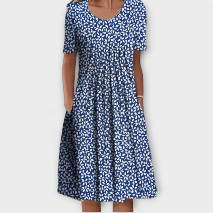 Emelie – Vestido plisado elegante con control de abdomen