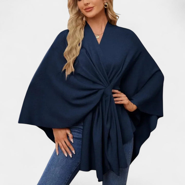 Daniela – Poncho elegante con nudo