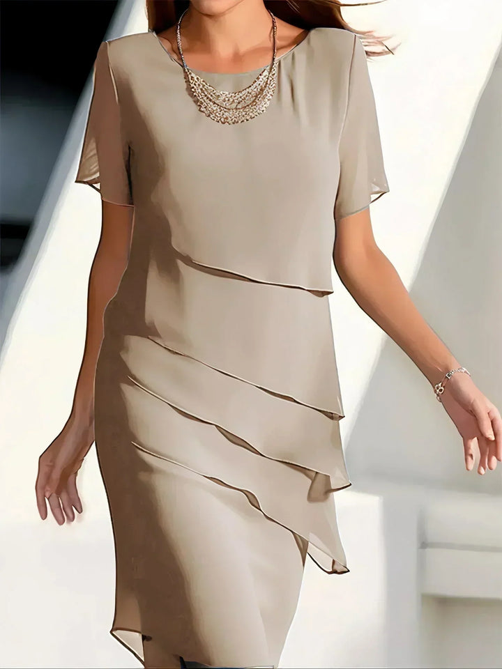Anastasia | Vestido midi elegante con capas