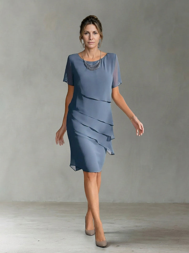 Anastasia | Vestido midi elegante con capas