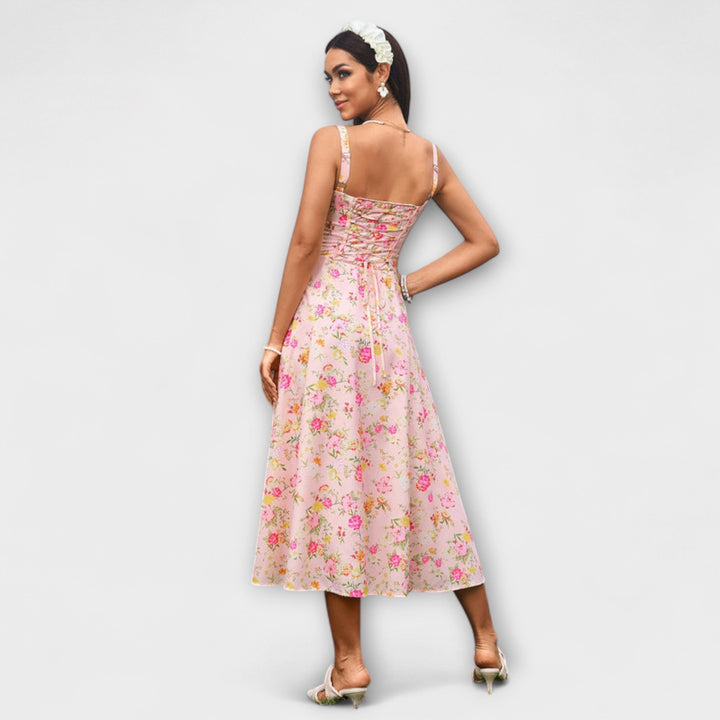 Nádež - Falda corta rosa con detalle de abertura