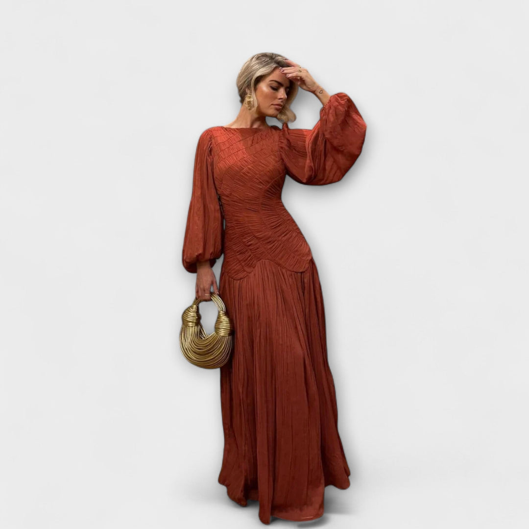 Vestido plisado elegante con mangas largas