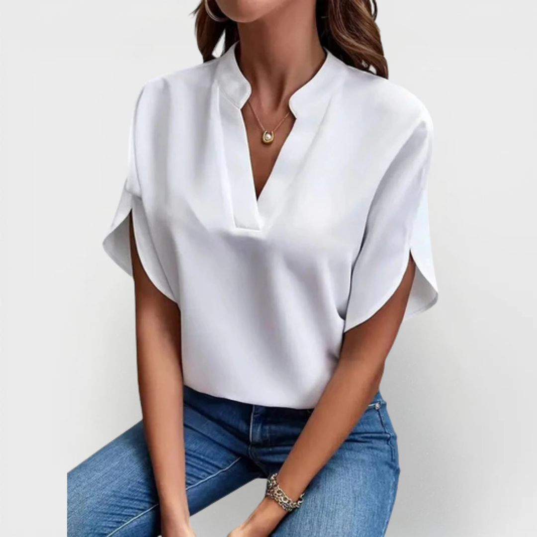 Beatrix™ | Camisa de cuello V