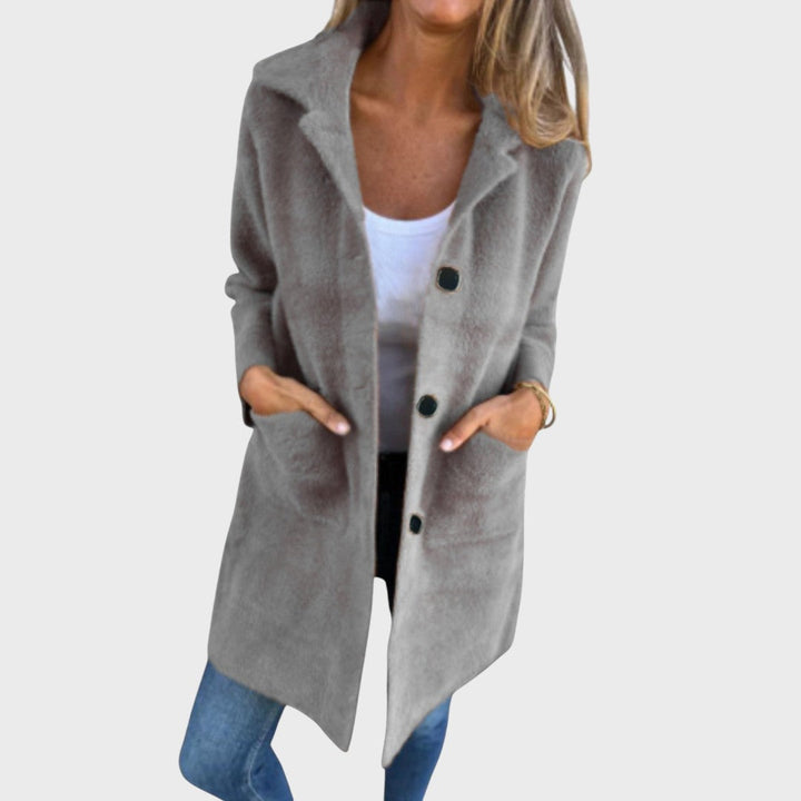 Karolína | Chaqueta elegante y estilosa