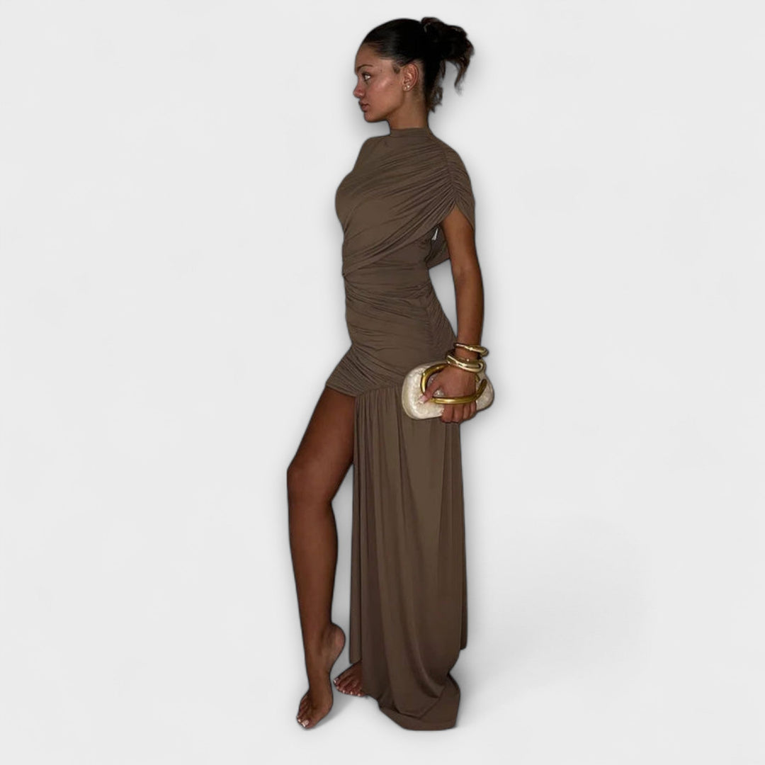 Lila - Vestido ajustado y estiloso con escote redondo y fruncidos