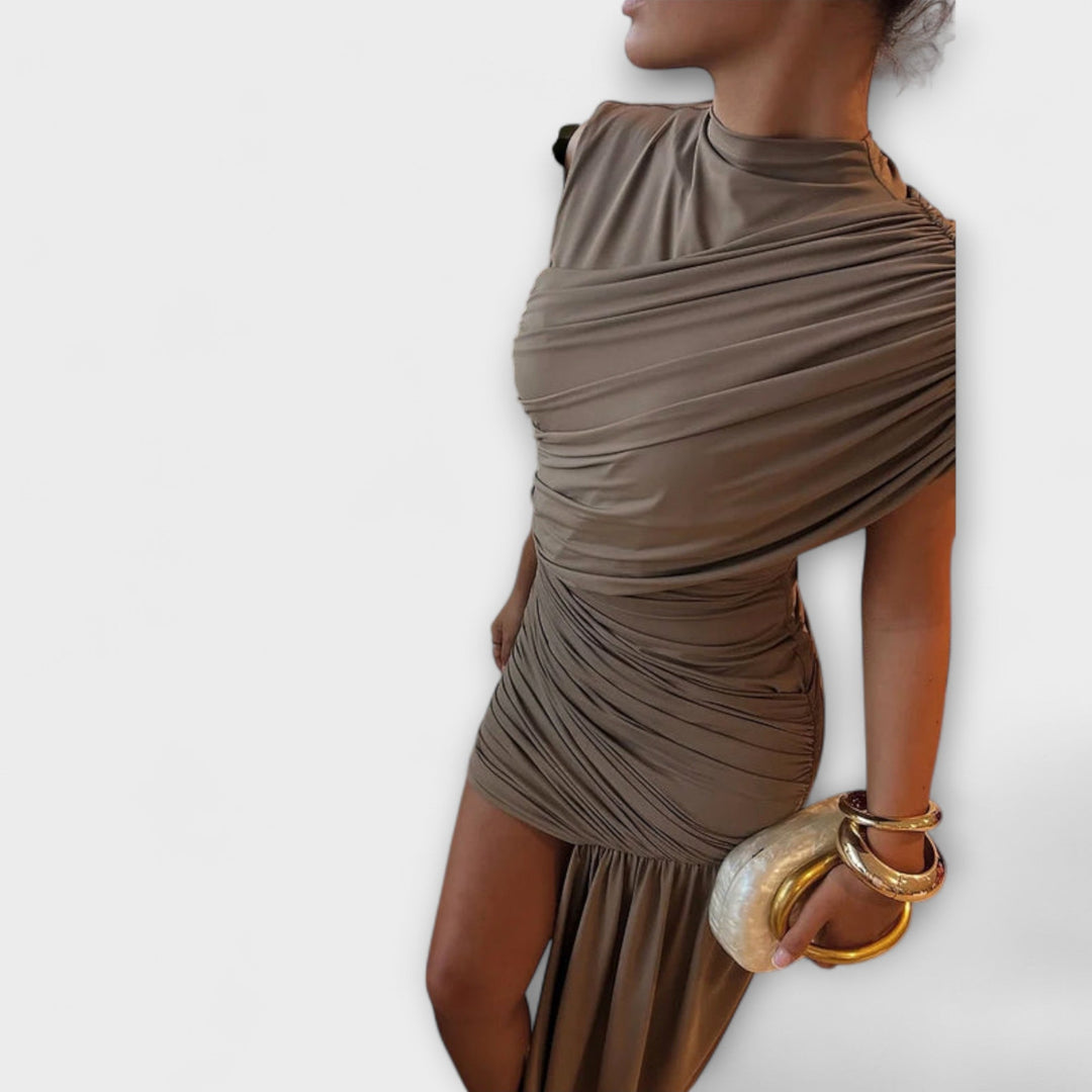 Lila - Vestido ajustado y estiloso con escote redondo y fruncidos