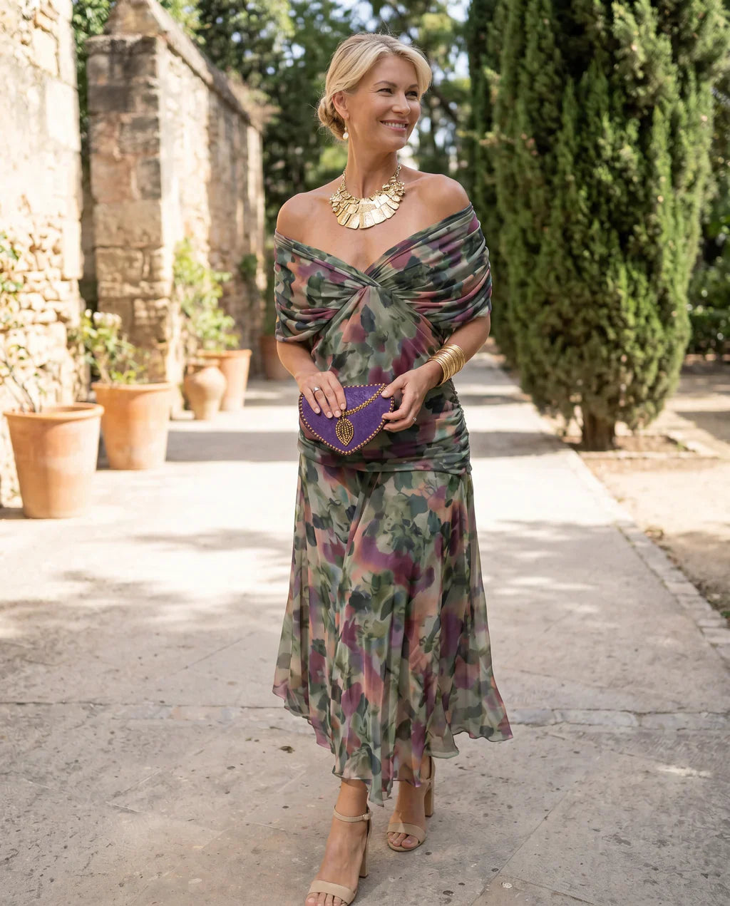 VESTIDO ENVOLVENTE ESTILO CRUZADO