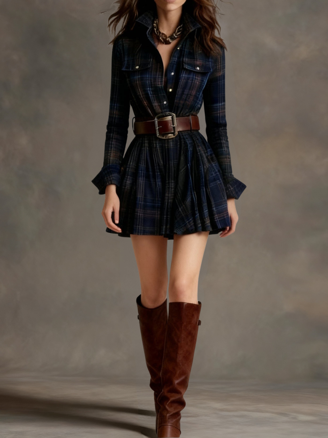 Bárbara · Vestido corto camisero de cuadros