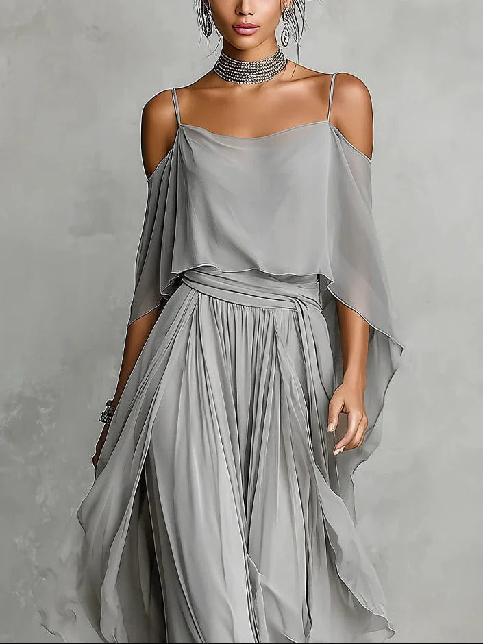 Isabela | Conjunto gris fluido con top de tirantes y pantalones ligeros