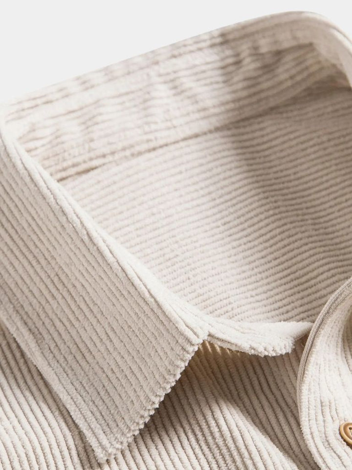 Camisa Minimalista de Pana