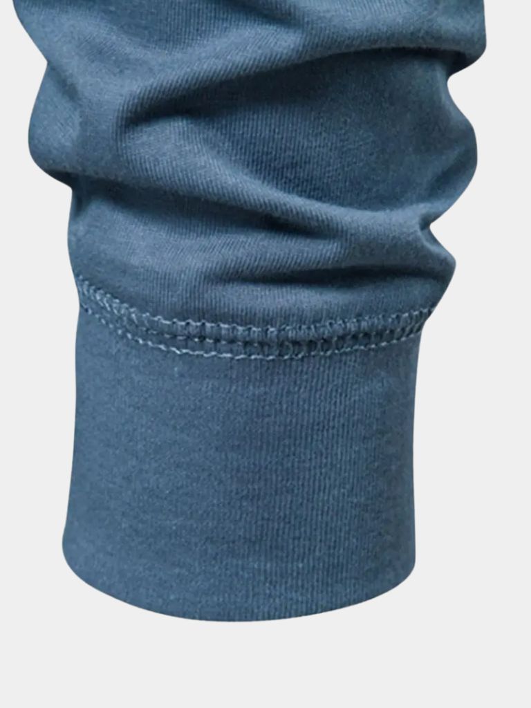 Camiseta de Manga Larga Henley Minimalista