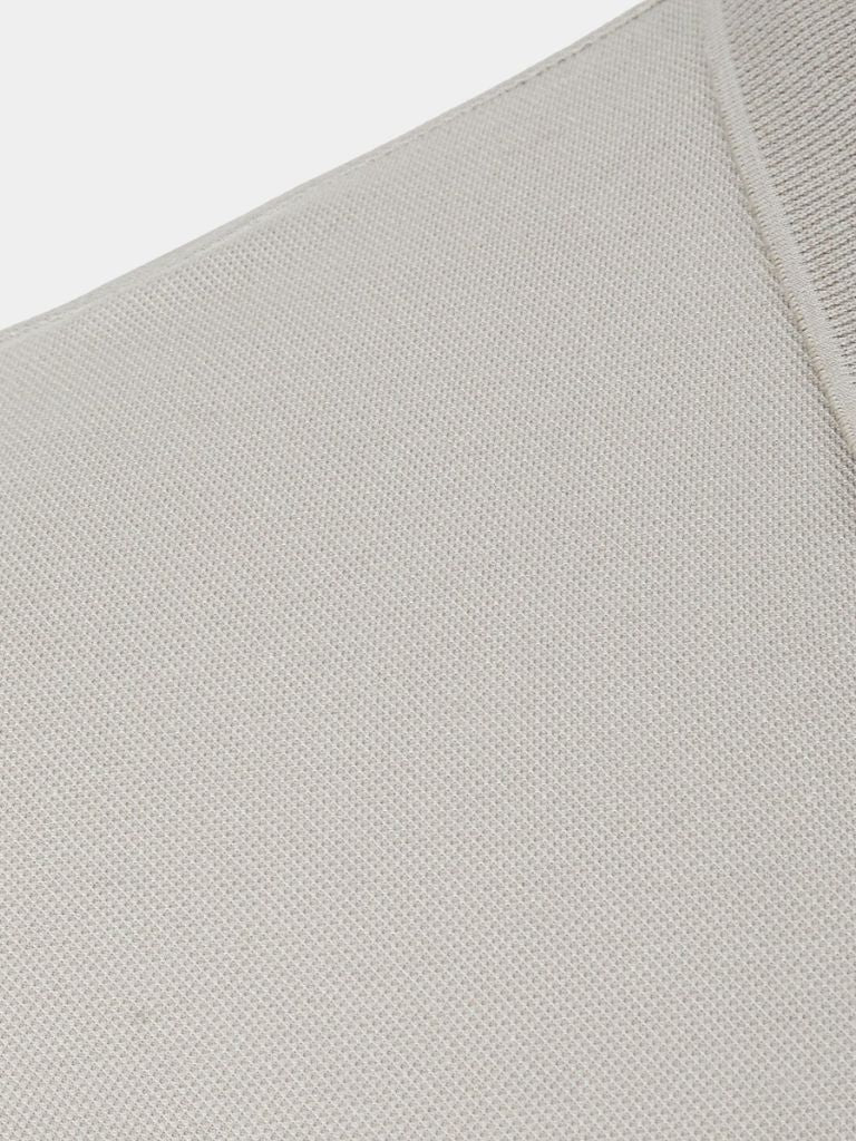 Polo in Urban Fog